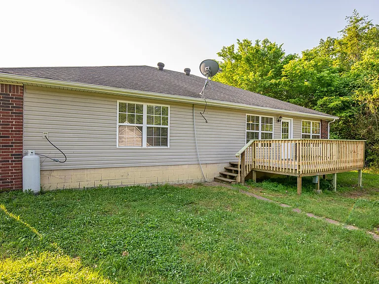 2 Watling Ln — Photo 16