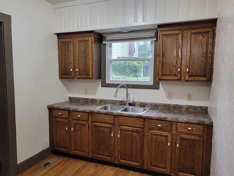 656 Spicer St — Photo 18
