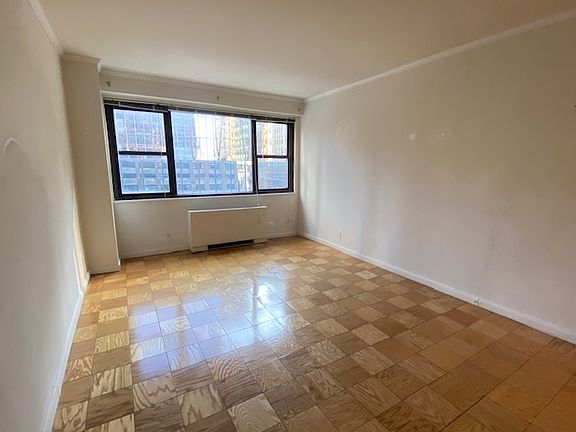 3rd image of 300 W 55th St APT 6L