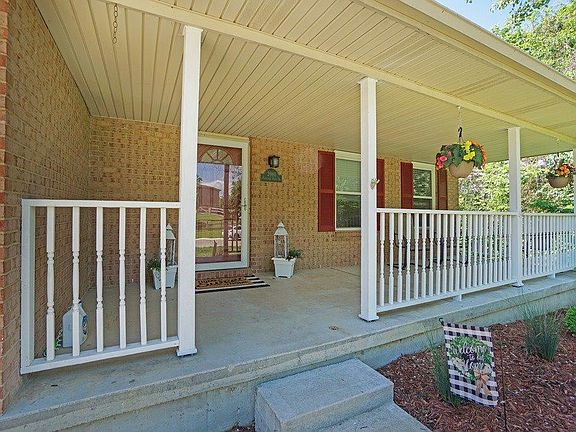 2nd image of 2981 Orchardpark Dr