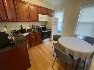 14 Leverett St #3, Brookline, MA 02445