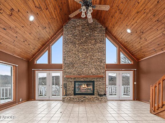 4th image of 378 Holleman Bend Ln