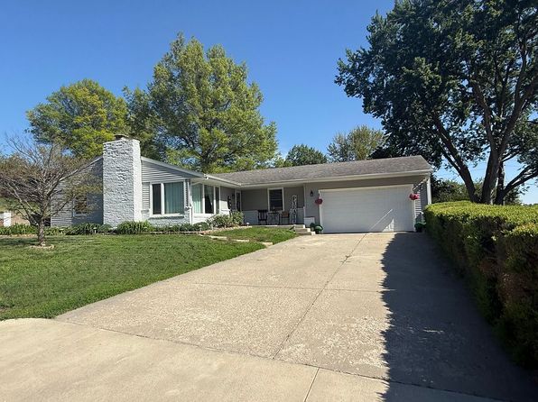 408 Hillside Dr