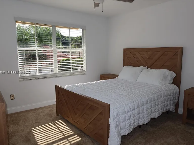 8189 Sandpiper Way — Photo 13