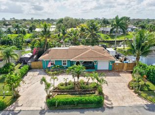 691 SE Calmoso Dr, Port Saint Lucie, FL 34983