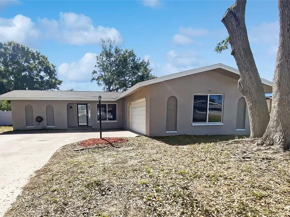 10454 138th St, Largo, FL 33774