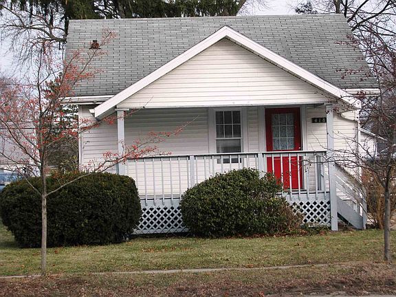 3rd image of 418 W Lusher Ave