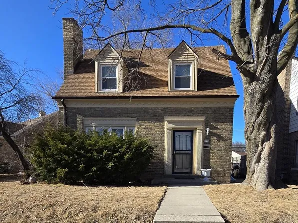 2118 West Roosevelt DRIVE, Milwaukee, WI 53209