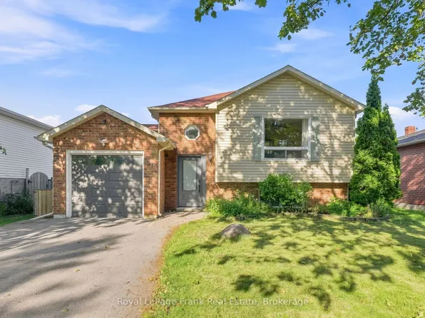 59 Centerfield Dr, Clarington, ON L1E 1K2