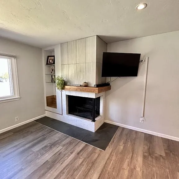 233 Greydene Ave — Photo 6