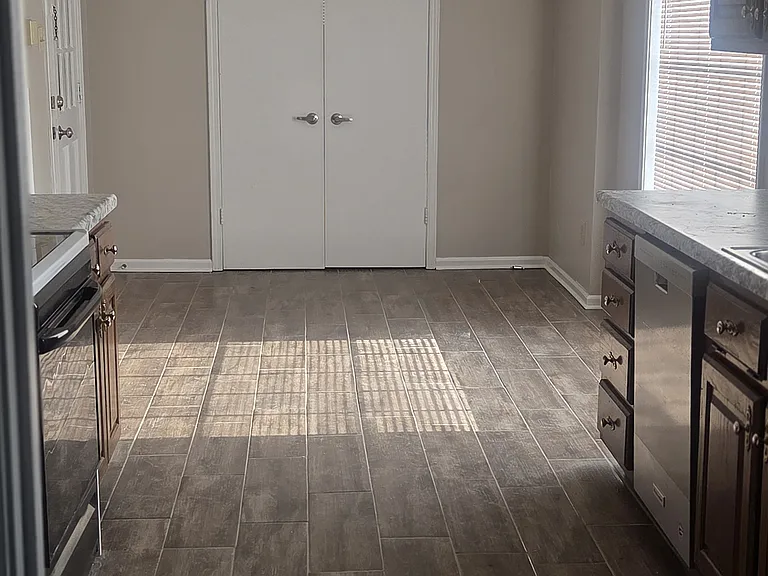 6288 Rockledge Dr — Photo 10
