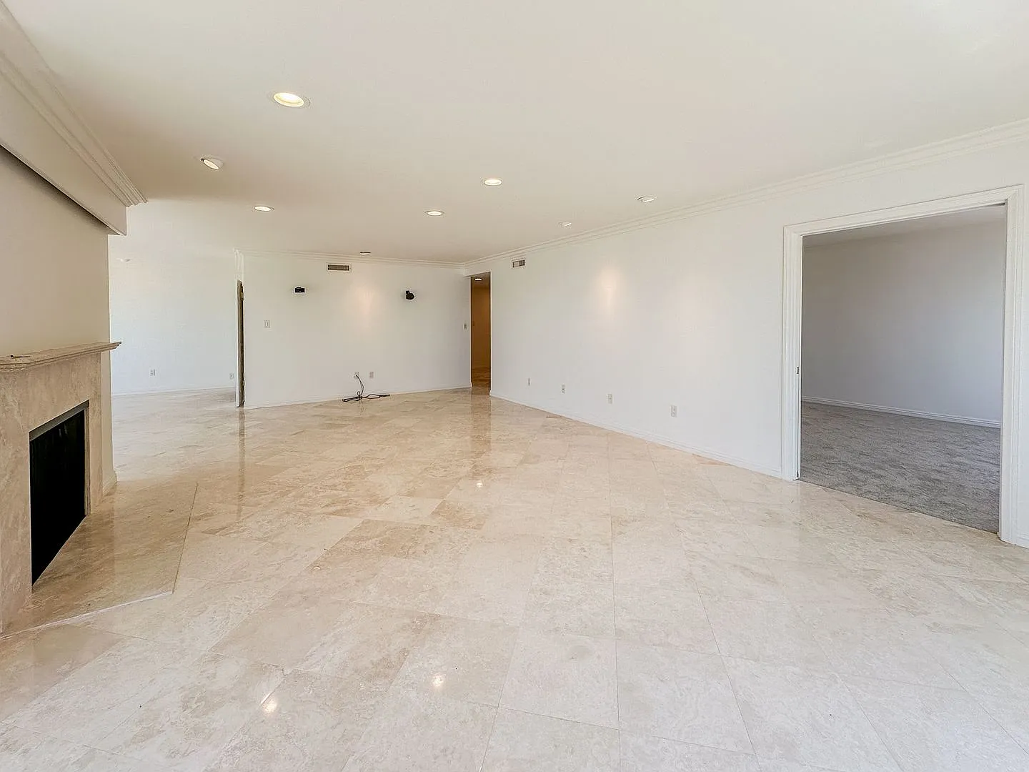 Stunning Oceanfront Property in La Jolla, CA — Photo 3