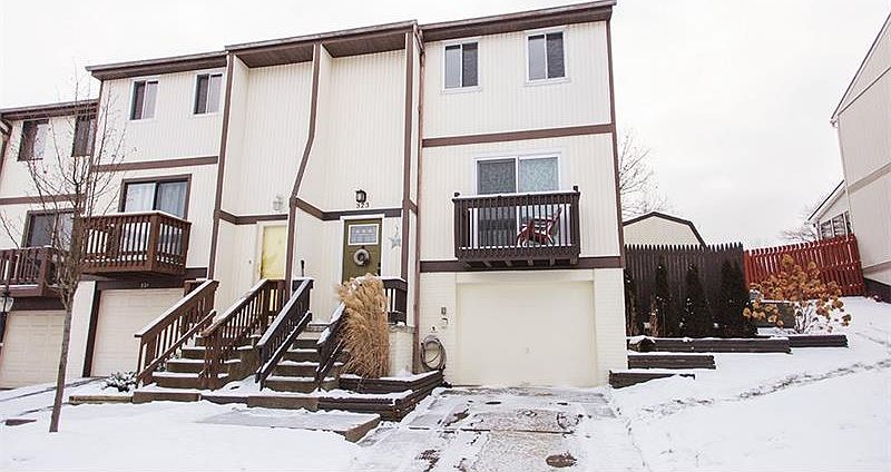 1st image of 323 Parkwood Dr