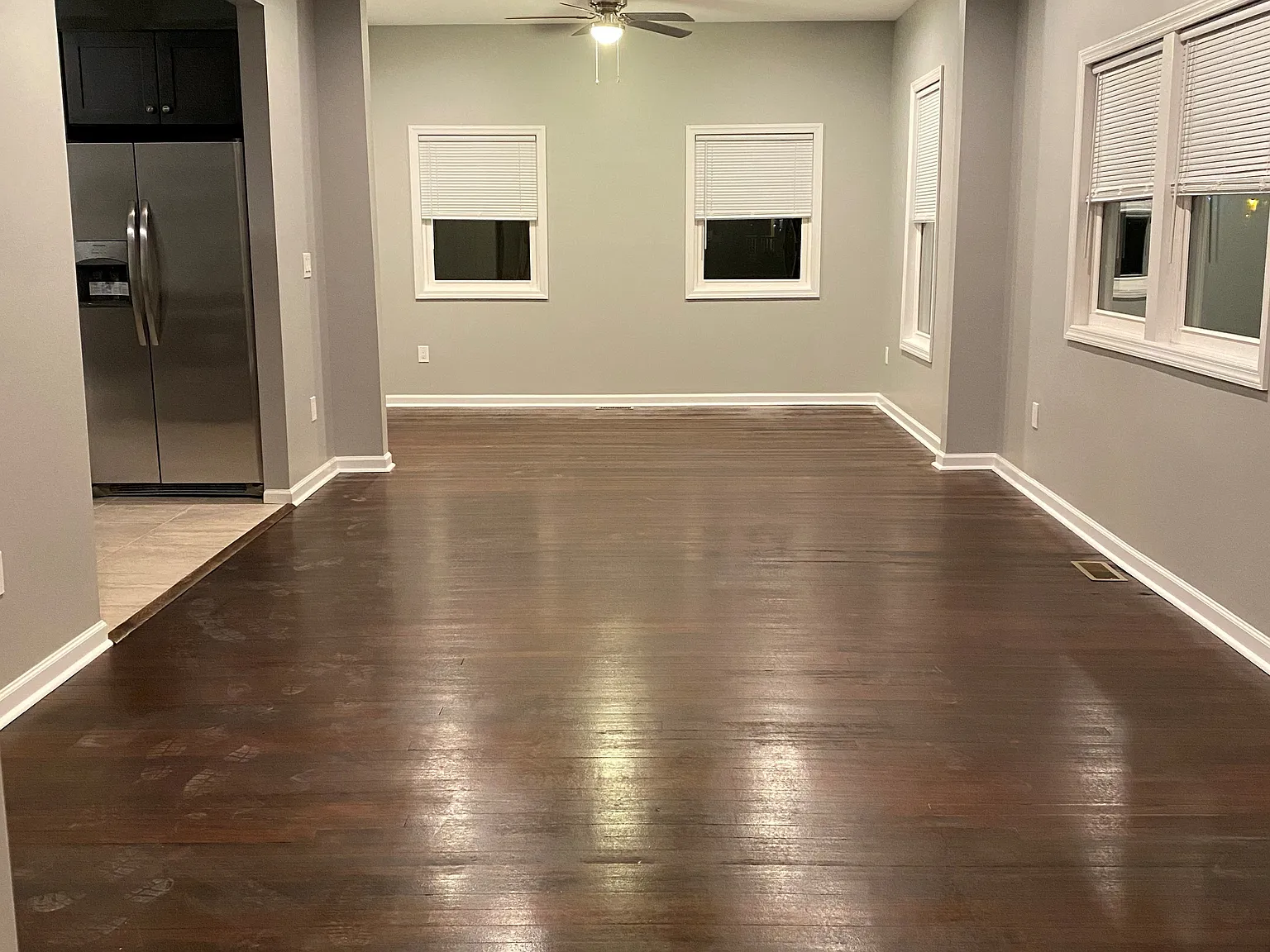 3 bed, 1.5 bath, 3500 sqft, $3,000 — Photo 1
