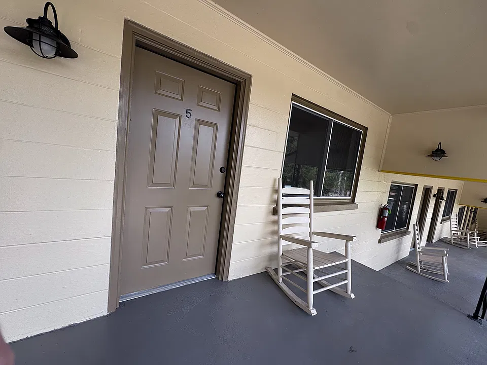 1595 Soco Rd #5
