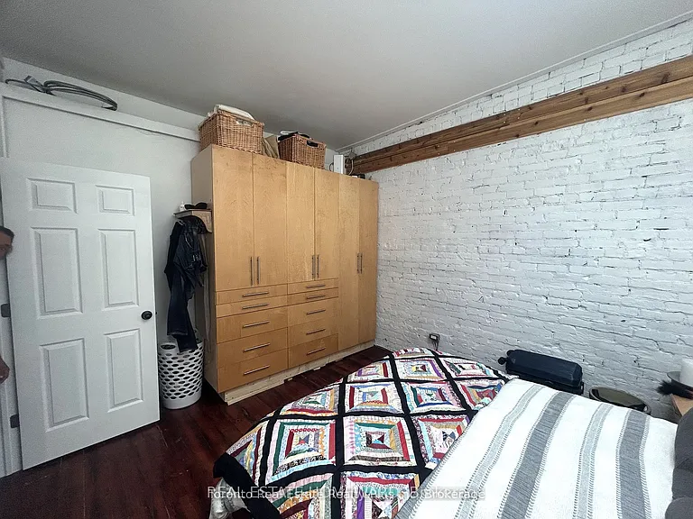 1297 Gerrard St E #A — Photo 8