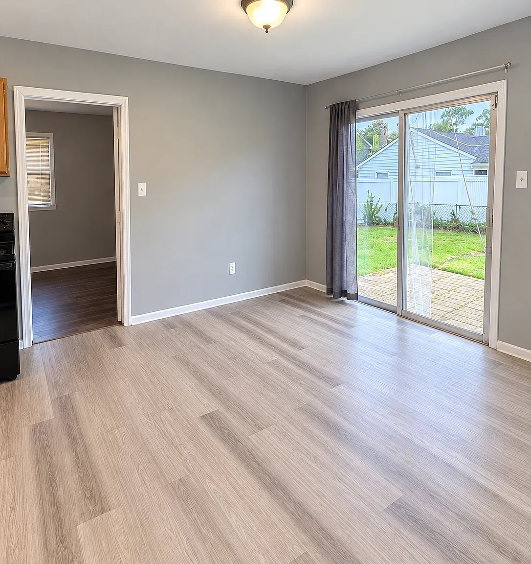 3 bed, 1384 sqft, $2,900 — Photo 4