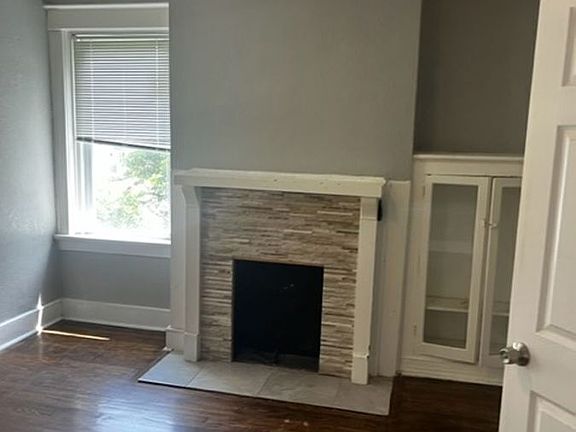 4th image of 3314 Tracy Ave APT B