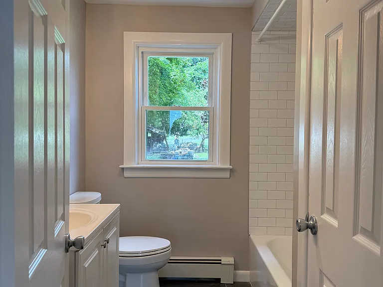 62 Rose St — Photo 13
