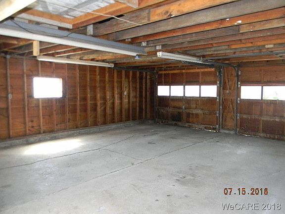5th image of 935 Woodrow Ave