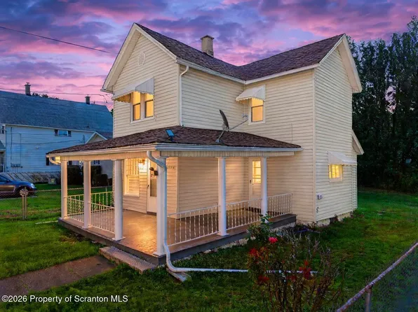 2124 Ballau Ave, Scranton, PA 18508