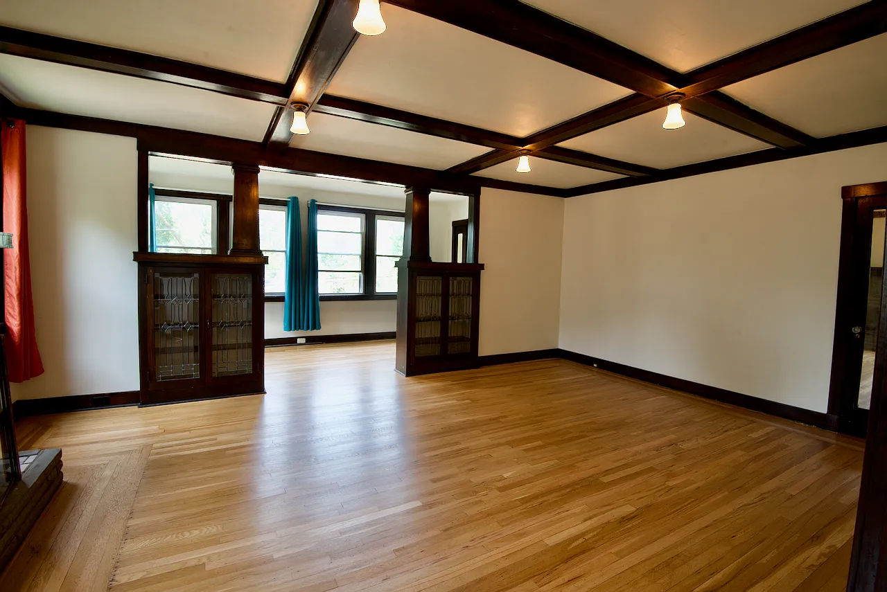2 bed, 1300 sqft, $1,750 — Photo 1