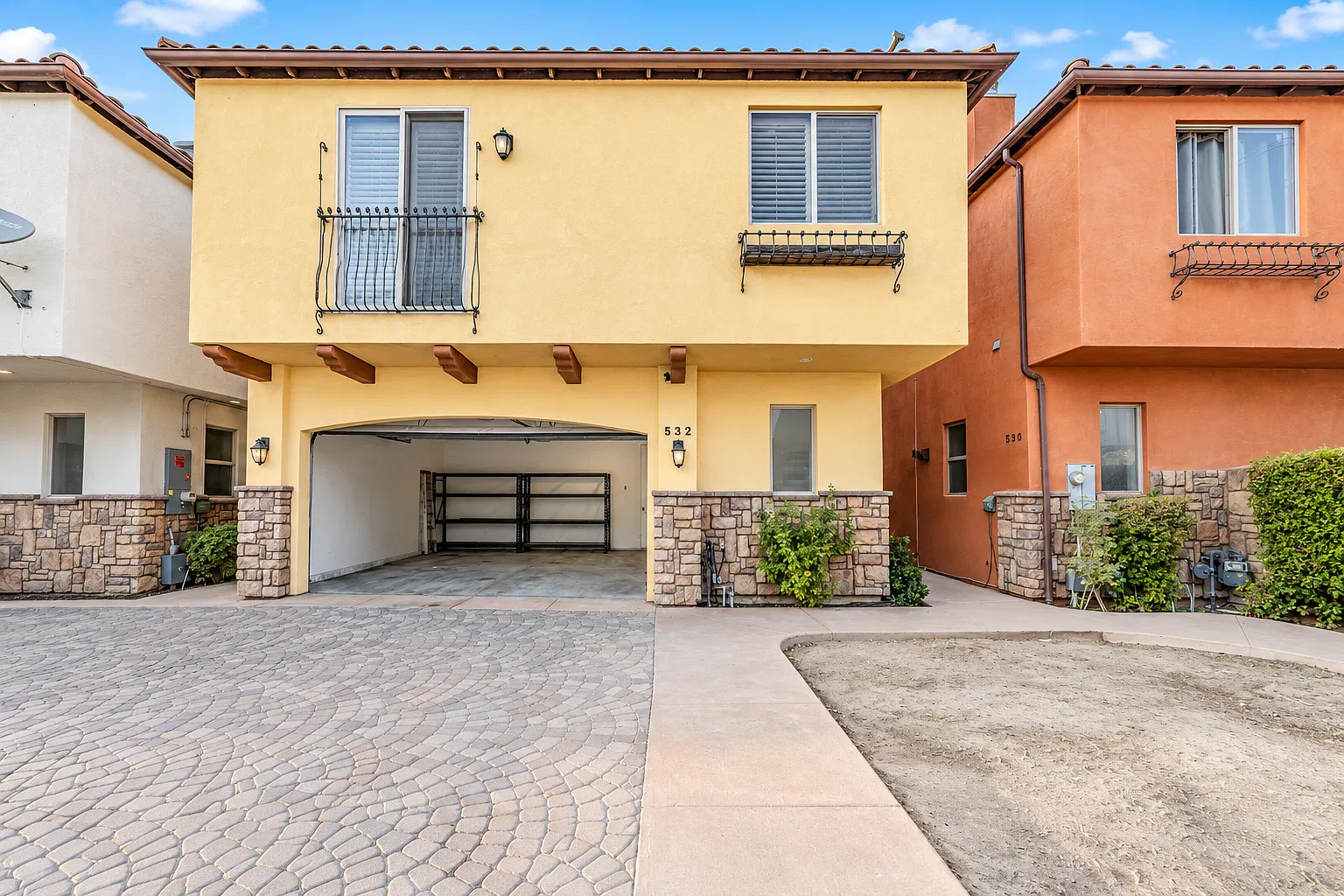 4 bed, 1950 sqft, $3,600 — Photo 3