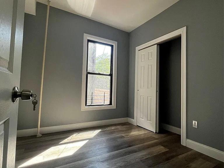 3294 Hull Ave #3 — Photo 6