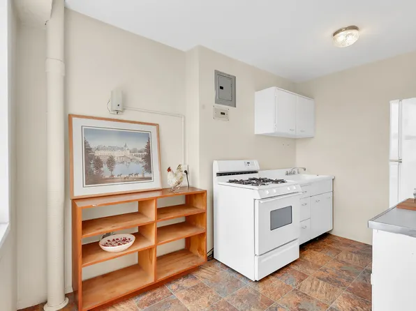 549 West 123rd Street 18E image 4 of 4