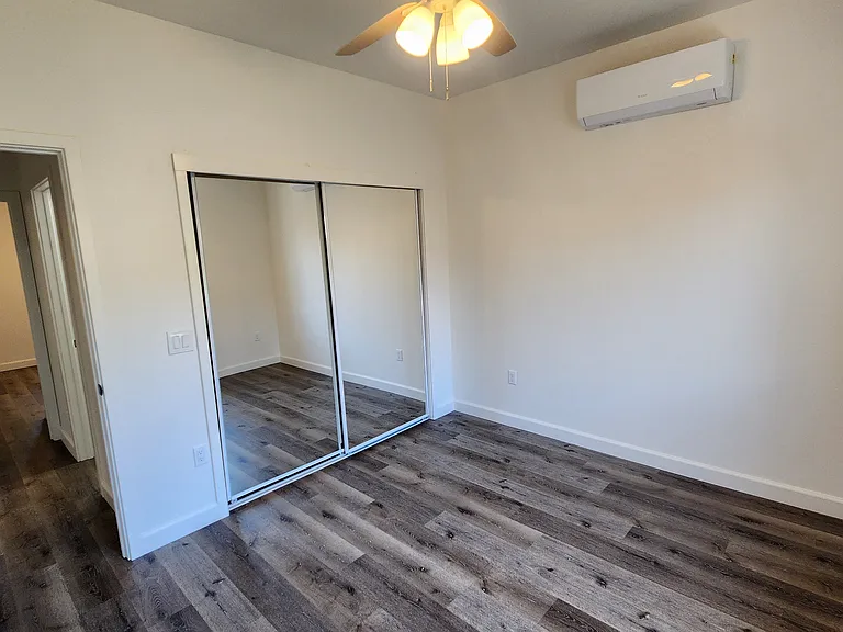 728 W 1st Ave #201 — Photo 12