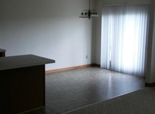 1130 Spruce Dr, Baraboo, WI 53913