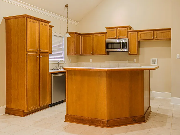 130 Windermere Cir — Photo 6