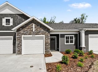 2835 W Cobblestone Ct SE #15, Kentwood, MI 49512