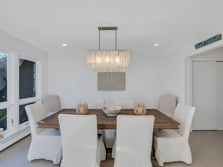 1055 Bay Home Rd — Photo 10