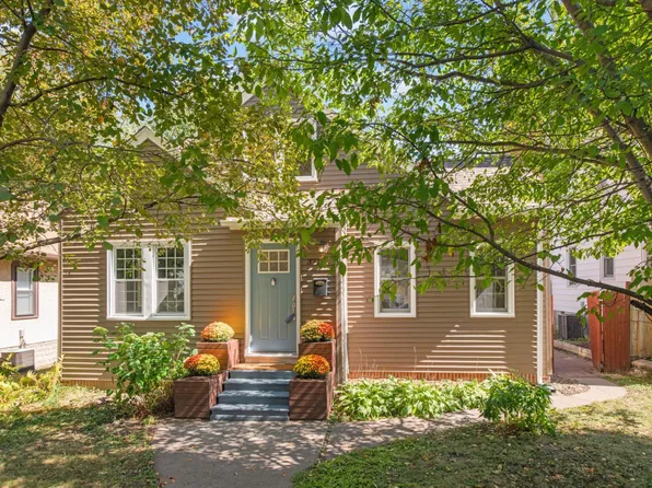 3718 Thomas Ave N, Minneapolis, MN 55412