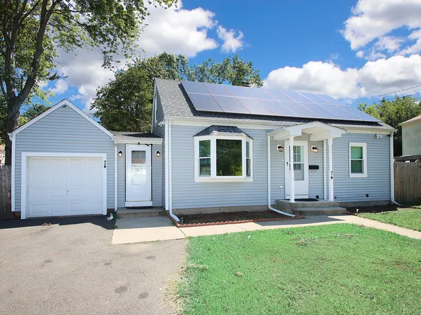 74 Roger Williams Road, Bridgeport, CT 06610