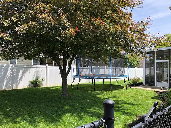 5th image of 724 Aberdeene Ave