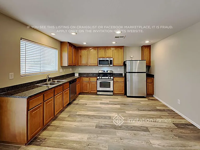6055 Eganridge Ct — Photo 6