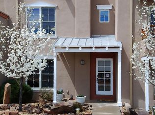 9 Calle Festiva, Santa Fe, NM 87507