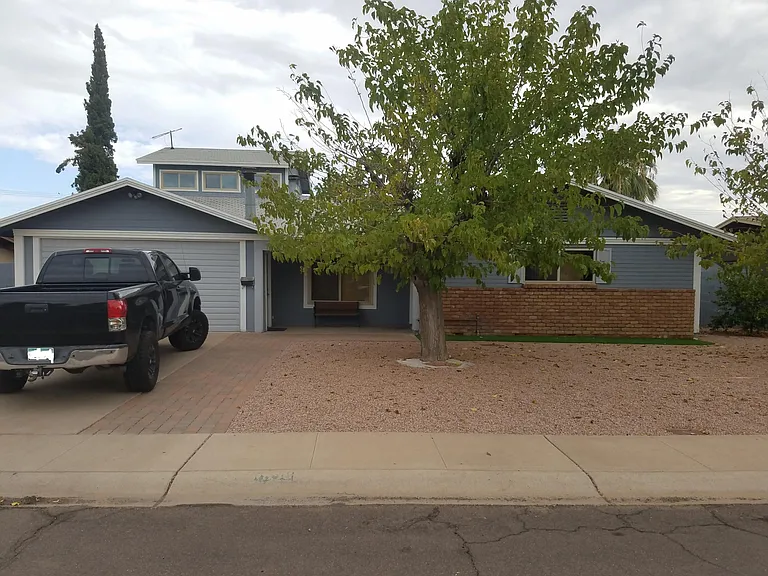 1890 E Aspen Dr — Photo 1