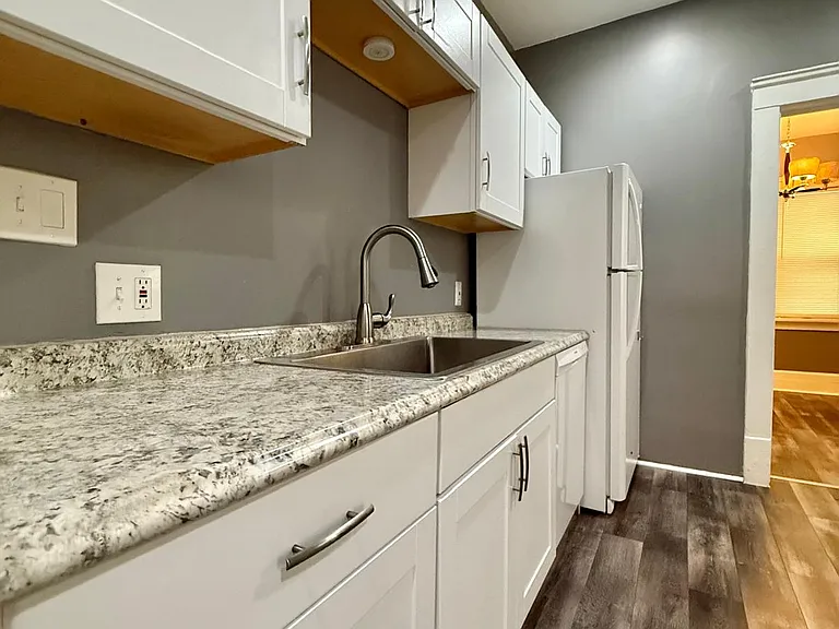 6719 Bridge Ave #2 — Photo 28