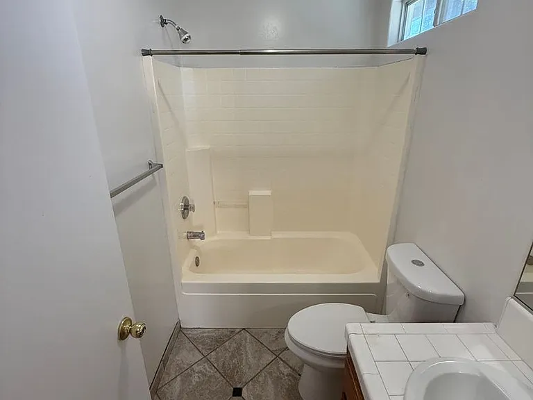 1318 Evadonna Rd — Photo 12