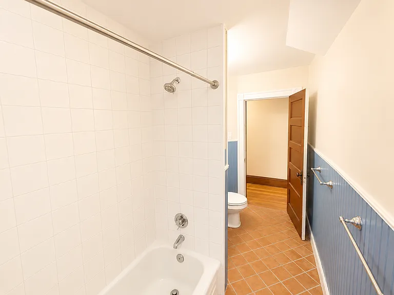 29 1/2 Taylor St #2 — Photo 8