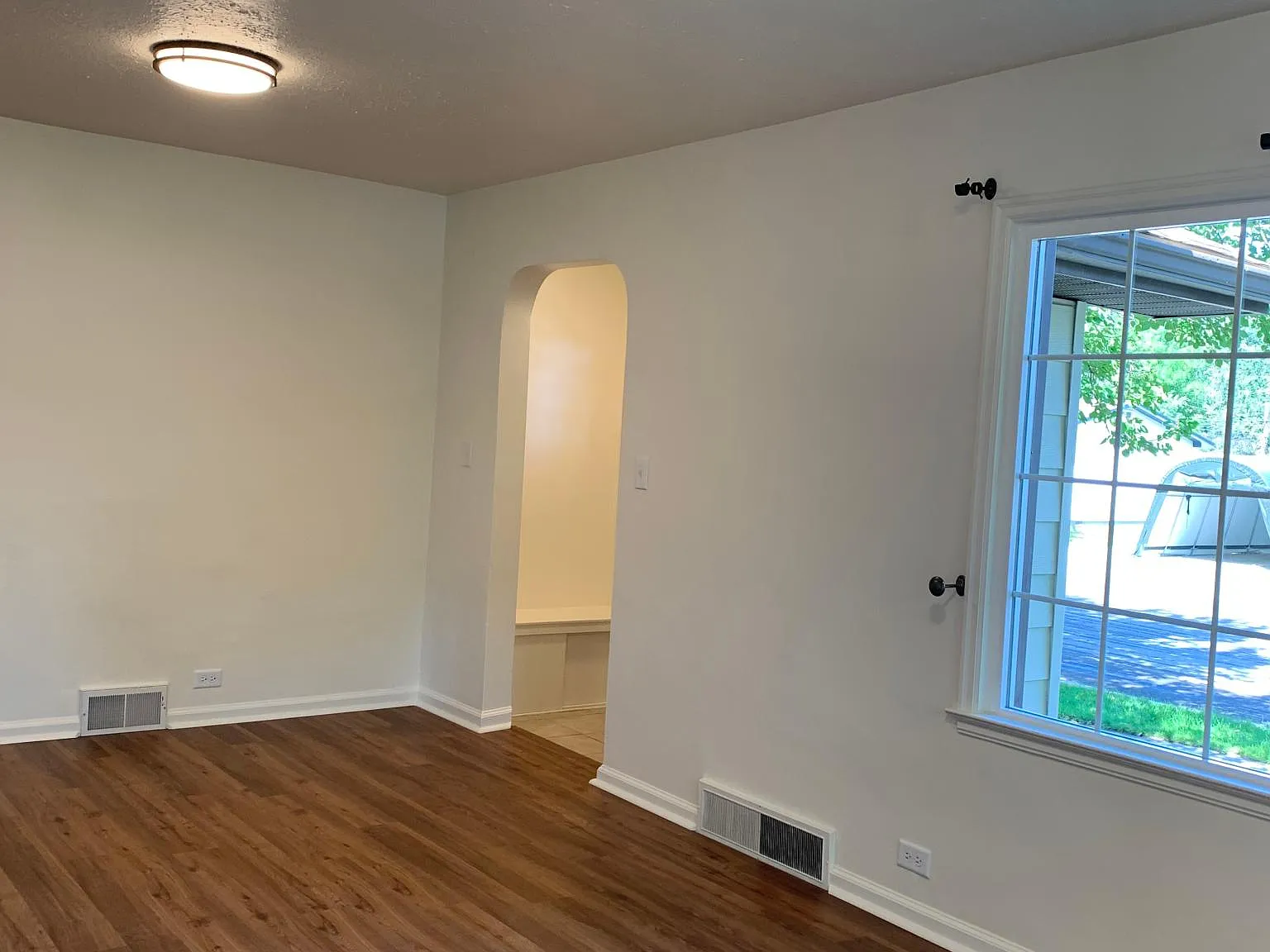 3 bed, 1768 sqft, $1,800 — Photo 4