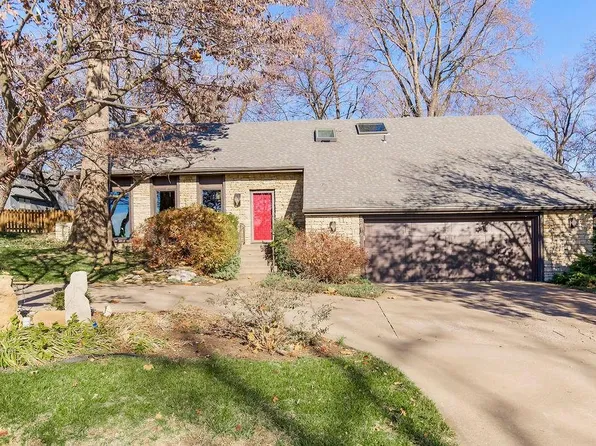 12616 W 71st St, Shawnee, KS 66216