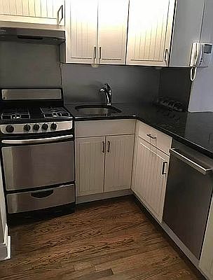 4th image of 1269 1st Ave APT 4D