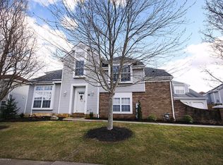 41 Pacer Ln, Freehold, NJ