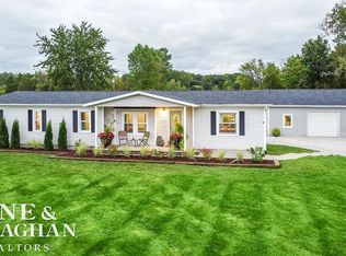 3377 Wadhams Rd, China, MI 48054