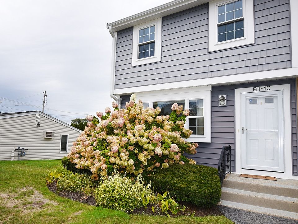 1st image of 10 Lydon Ln #B1