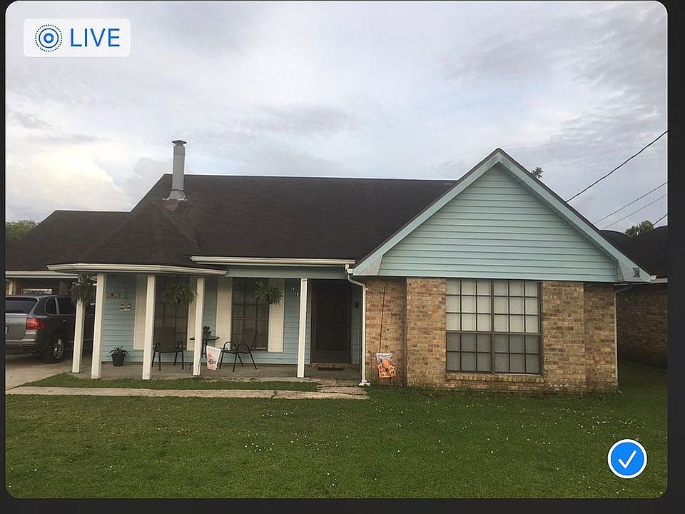 1st image of 313 Leo Dr